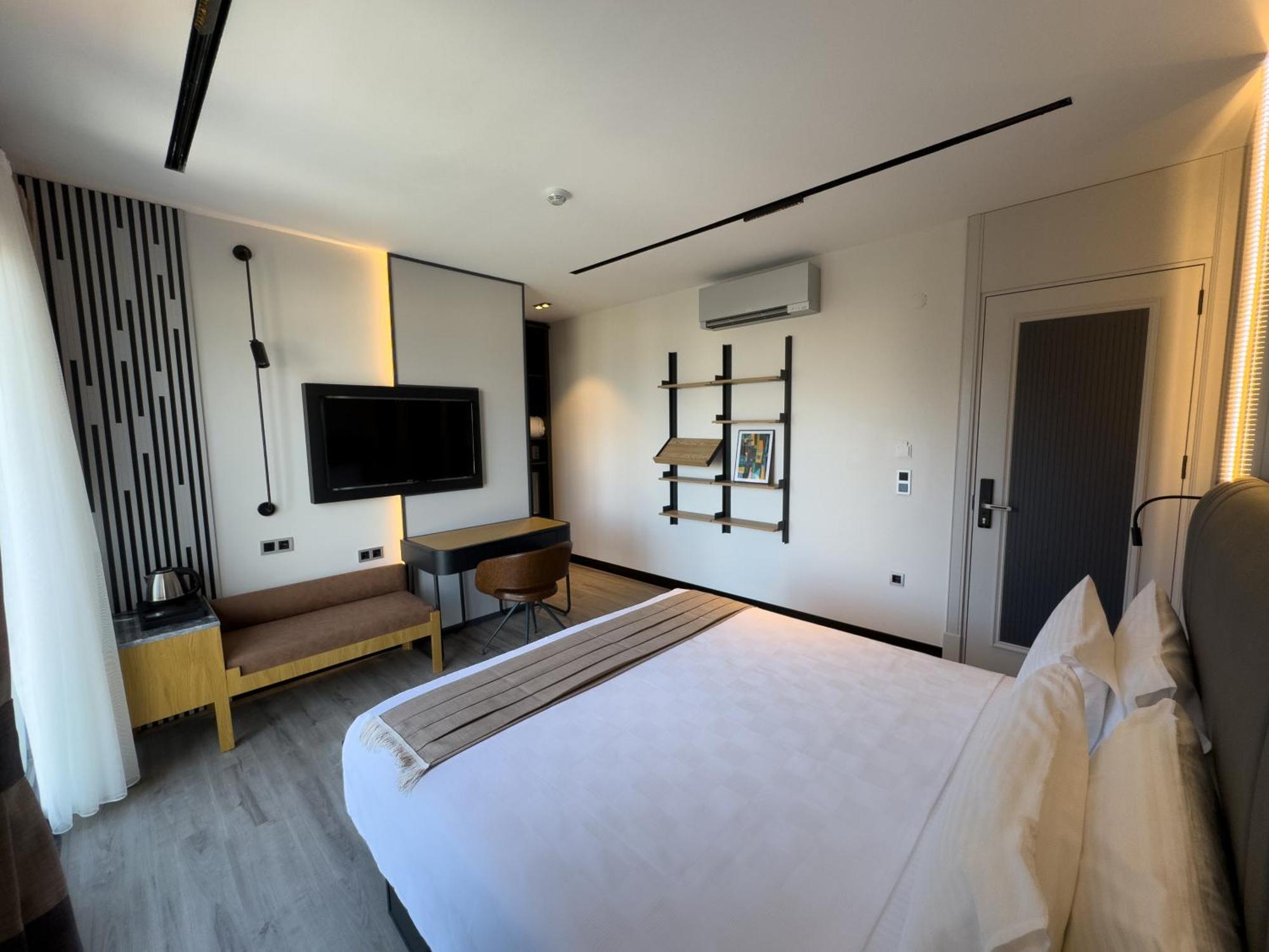 Hotel Business Airport *